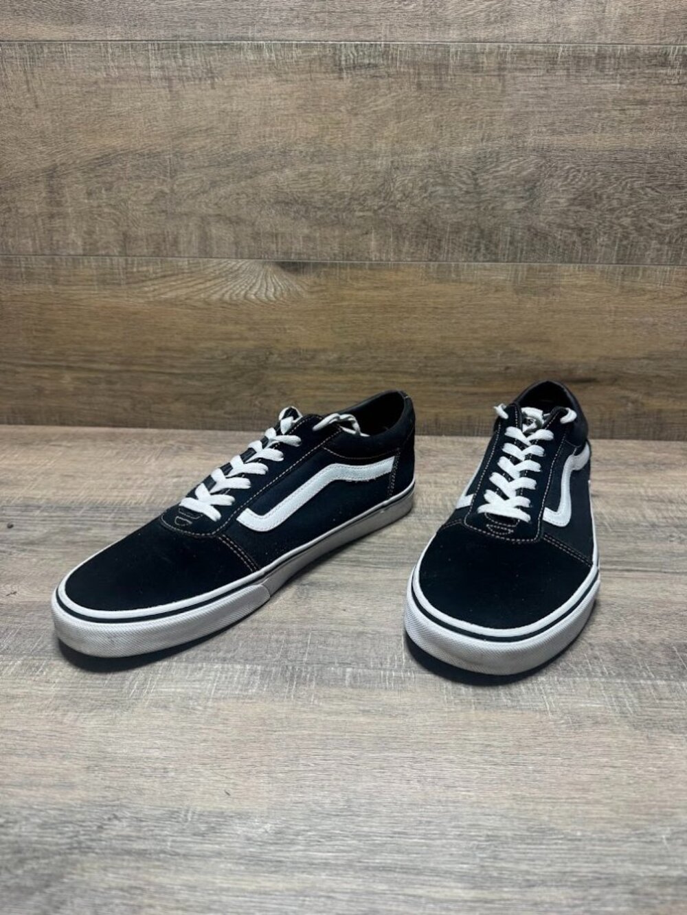Vans Ward Black/Whtie Suede/Canvas Low Top Sneakers Men's Size 13